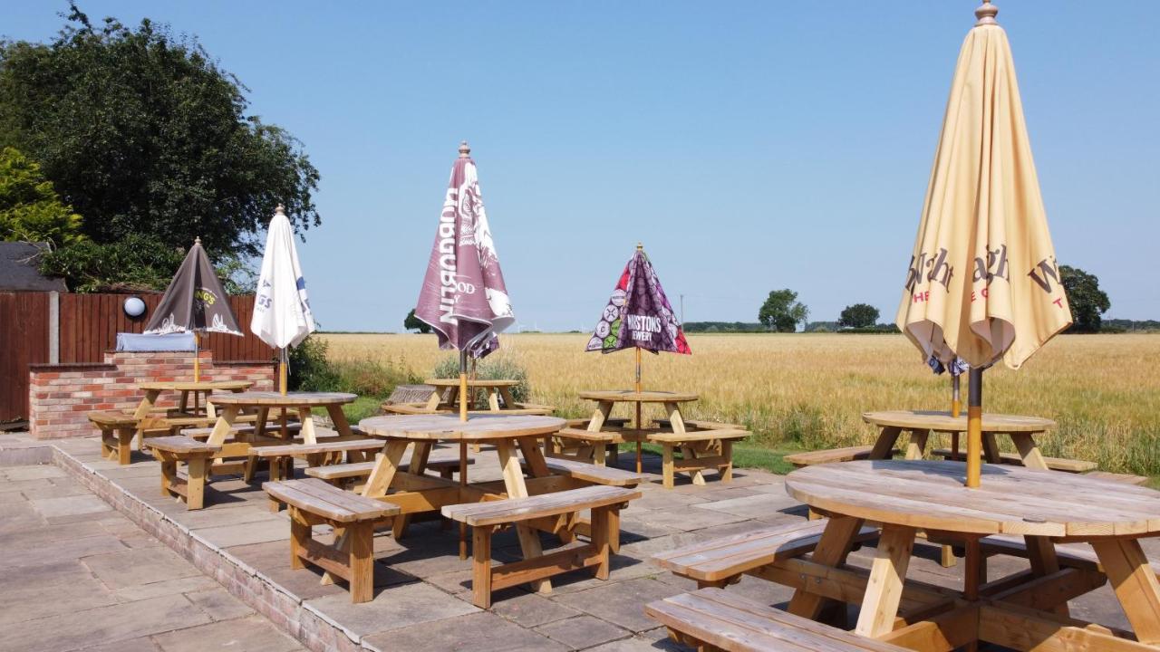 The White Hart Inn *
